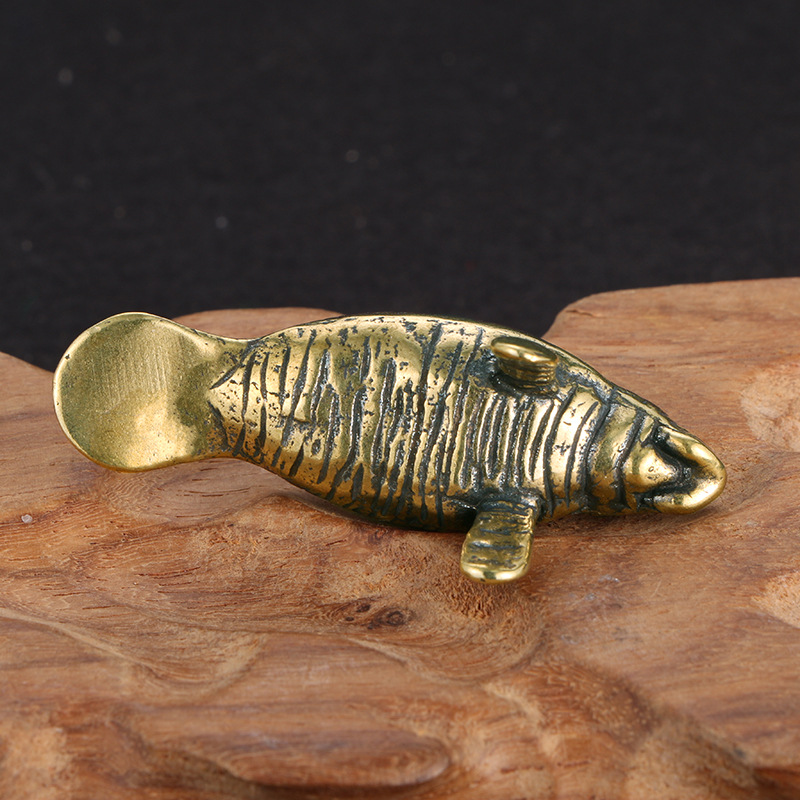 Brass Florida Manatee Decorati - Office Furniture Suppliers recension och pris