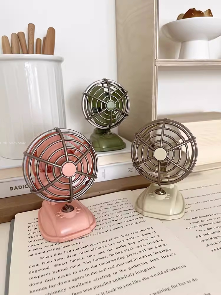 Retro Desktop Small Fan USB Ch - Office Furniture Suppliers recension och pris